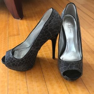 Silver cheetah print heels